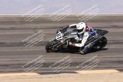 media/Jan-16-2026-CVMA Friday Practice (Fri) [[6f2bf47531]]/3-Racer 2/Session 2 Bowl Entry Pans/